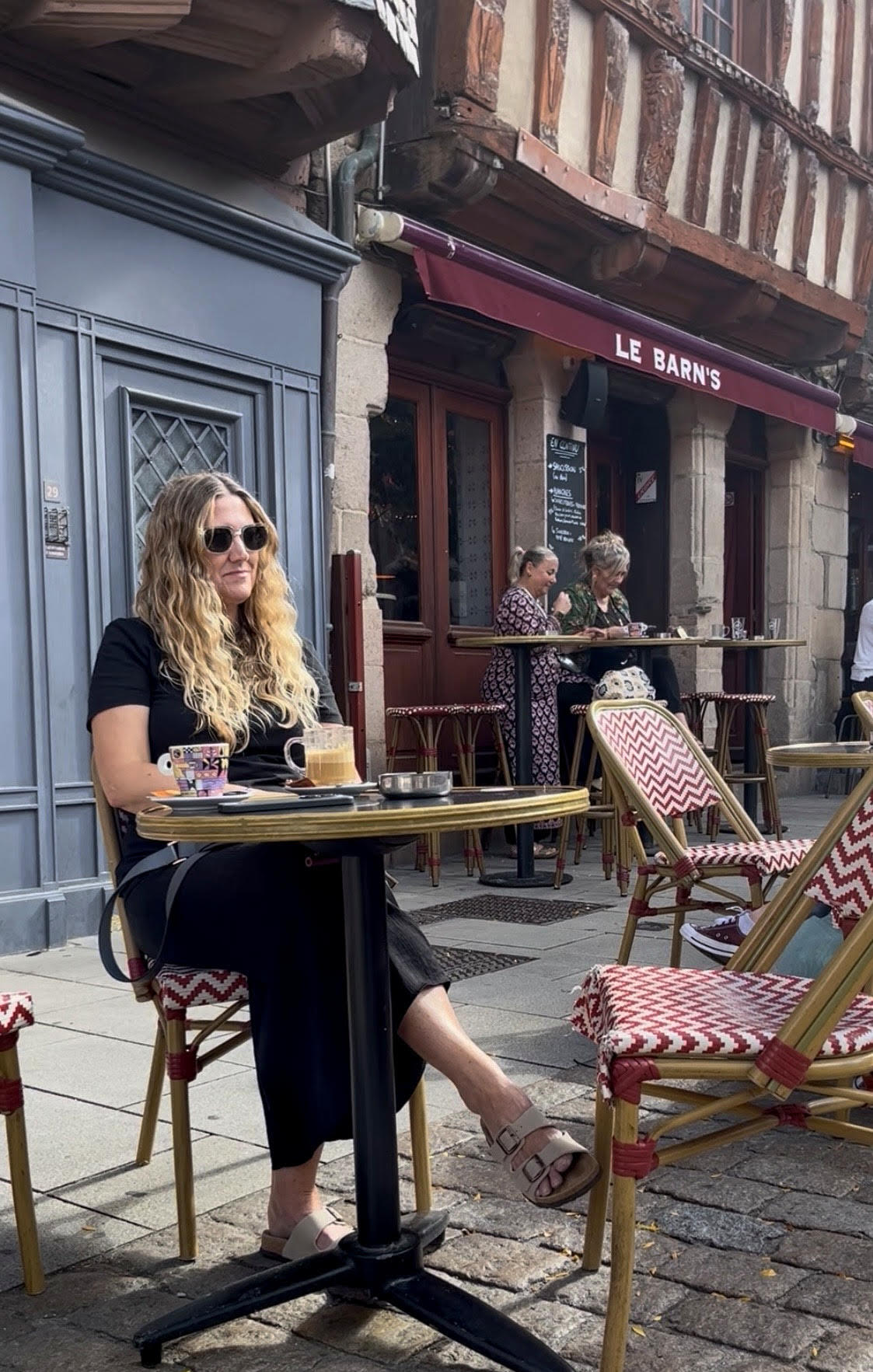 Le Barn's Cafe House